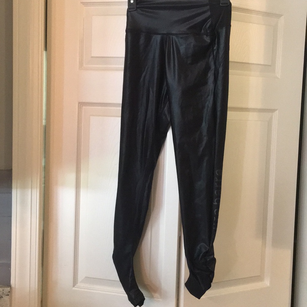 Black Splits 59 Pure Barre tights